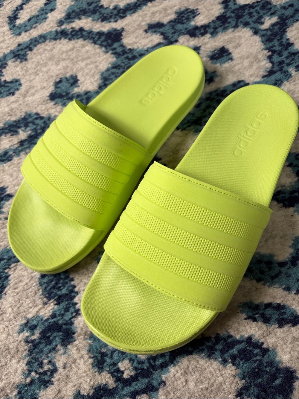 adidas Adilette Comfort Slides in Neon Yellow-Green - Picture 4 of 6